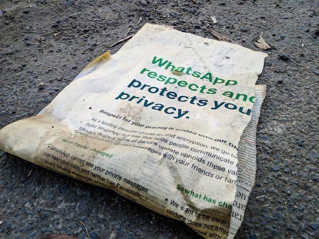 WhatsApp ataca a Apple y Durov, WhatsApp; Toyota sufre un ataque; y más en el resumen de noticias AdGuard